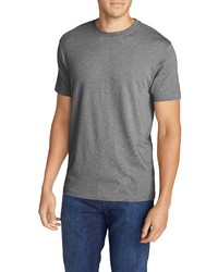 graues T-Shirt mit einem Rundhalsausschnitt von Eddie Bauer