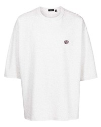 graues T-Shirt mit einem Rundhalsausschnitt von FIVE CM