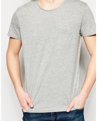 graues T-Shirt mit einem Rundhalsausschnitt von Jack and Jones