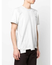 graues T-Shirt mit einem Rundhalsausschnitt von Ader Error