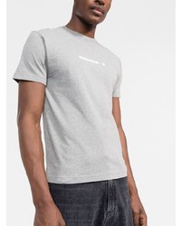 graues T-Shirt mit einem Rundhalsausschnitt von Stone Island