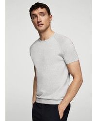 graues T-Shirt mit einem Rundhalsausschnitt von Mango Man
