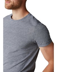 graues T-Shirt mit einem Rundhalsausschnitt von Marc O'Polo