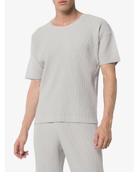 graues T-Shirt mit einem Rundhalsausschnitt von Homme Plissé Issey Miyake