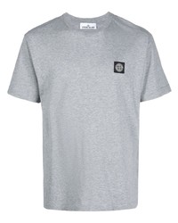 graues T-Shirt mit einem Rundhalsausschnitt von Stone Island