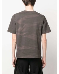 graues T-Shirt mit einem Rundhalsausschnitt von JiyongKim