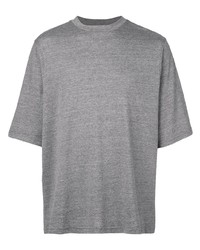 graues T-Shirt mit einem Rundhalsausschnitt von The Celect