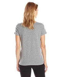 graues T-Shirt mit einem Rundhalsausschnitt von Vero Moda