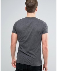 graues T-Shirt mit einem V-Ausschnitt von French Connection