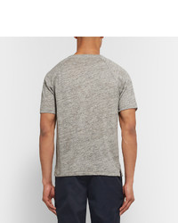 graues T-shirt mit einer Knopfleiste von Club Monaco
