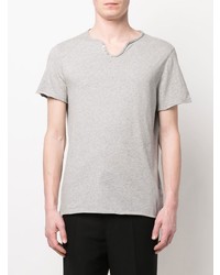 graues T-shirt mit einer Knopfleiste von Zadig & Voltaire