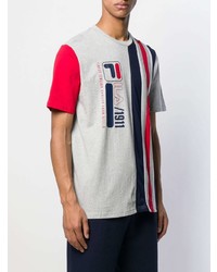 graues vertikal gestreiftes T-Shirt mit einem Rundhalsausschnitt von Fila