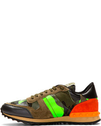 grüne Camouflage niedrige Sneakers von Valentino