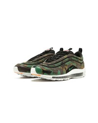 grüne Camouflage Sportschuhe von Nike