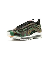 grüne Camouflage Sportschuhe von Nike