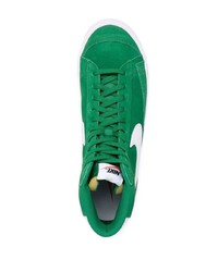 grüne hohe Sneakers aus Wildleder von Nike