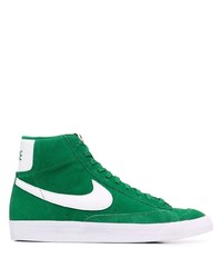 grüne hohe Sneakers aus Wildleder von Nike