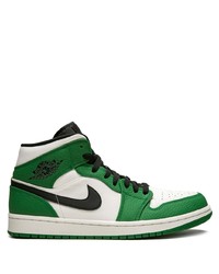 grüne hohe Sneakers von Jordan