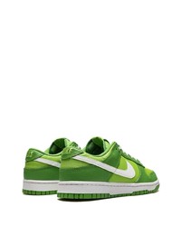 grüne Leder niedrige Sneakers von Nike