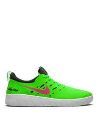 grüne Leder niedrige Sneakers von Nike