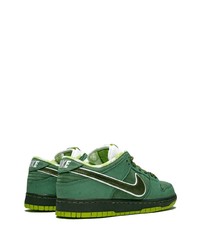 grüne Leder niedrige Sneakers von Nike