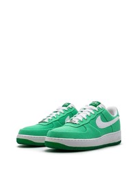 grüne Segeltuch niedrige Sneakers von Nike