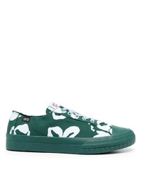 grüne Segeltuch niedrige Sneakers von Camper