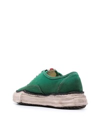 grüne Segeltuch niedrige Sneakers von Maison Mihara Yasuhiro