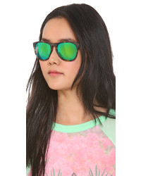 grüne Sonnenbrille mit Leopardenmuster von Oliver Peoples
