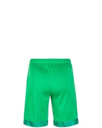 grüne Sportshorts von Puma