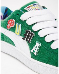 grüne Turnschuhe von Puma