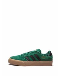 grüne Wildleder niedrige Sneakers von adidas