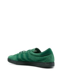 grüne Wildleder niedrige Sneakers von adidas