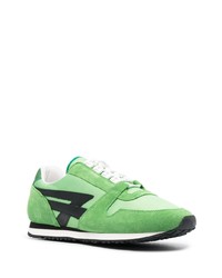 grüne Wildleder niedrige Sneakers von FURSAC