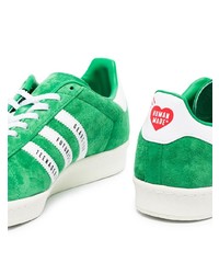 grüne Wildleder niedrige Sneakers von adidas