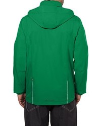 grüne Windjacke von VAUDE