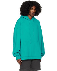 grüner Pullover mit einem Kapuze von Juun.J