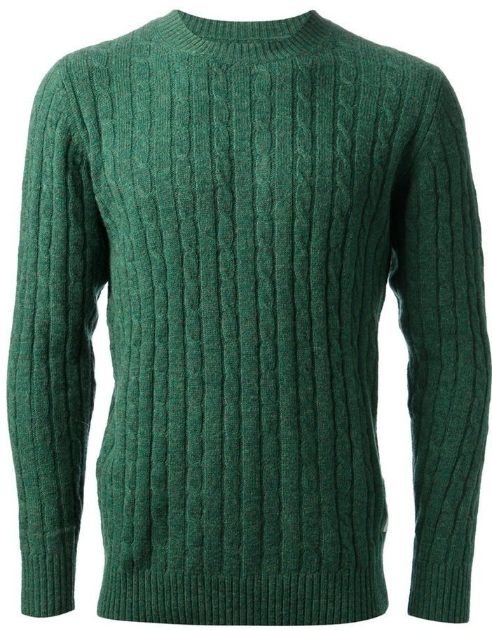 Зеленые свитеры мужские. Зеленый джемпер мужской. Зеленый пуловер мужской. Злёоний свитер мужской. Зеленый вязаный свитер мужской.