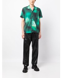 grünes bedrucktes Kurzarmhemd von Karl Lagerfeld