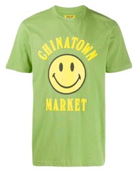 grünes bedrucktes T-Shirt mit einem Rundhalsausschnitt von Chinatown Market