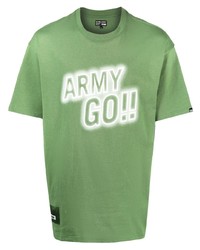 grünes bedrucktes T-Shirt mit einem Rundhalsausschnitt von Izzue