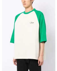 grünes bedrucktes T-Shirt mit einem Rundhalsausschnitt von FIVE CM