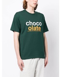 grünes bedrucktes T-Shirt mit einem Rundhalsausschnitt von Chocoolate