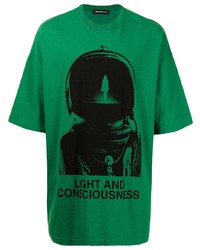 grünes bedrucktes T-Shirt mit einem Rundhalsausschnitt von UNDERCOVE