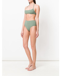 grünes horizontal gestreiftes Bikinioberteil von Solid & Striped