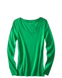 grünes Langarmshirt