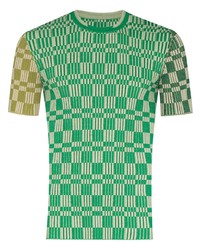 grünes T-Shirt mit einem Rundhalsausschnitt mit Karomuster