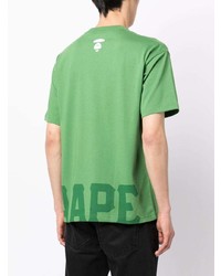 grünes T-Shirt mit einem Rundhalsausschnitt von AAPE BY A BATHING APE