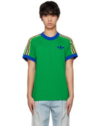 grünes T-Shirt mit einem Rundhalsausschnitt von adidas Originals