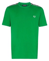 grünes T-Shirt mit einem Rundhalsausschnitt von Fred Perry